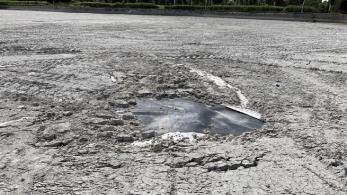 El Ayuntamiento ha licitado las obras necesarias para rehabilitar el lago del Parque Juan Carlos I