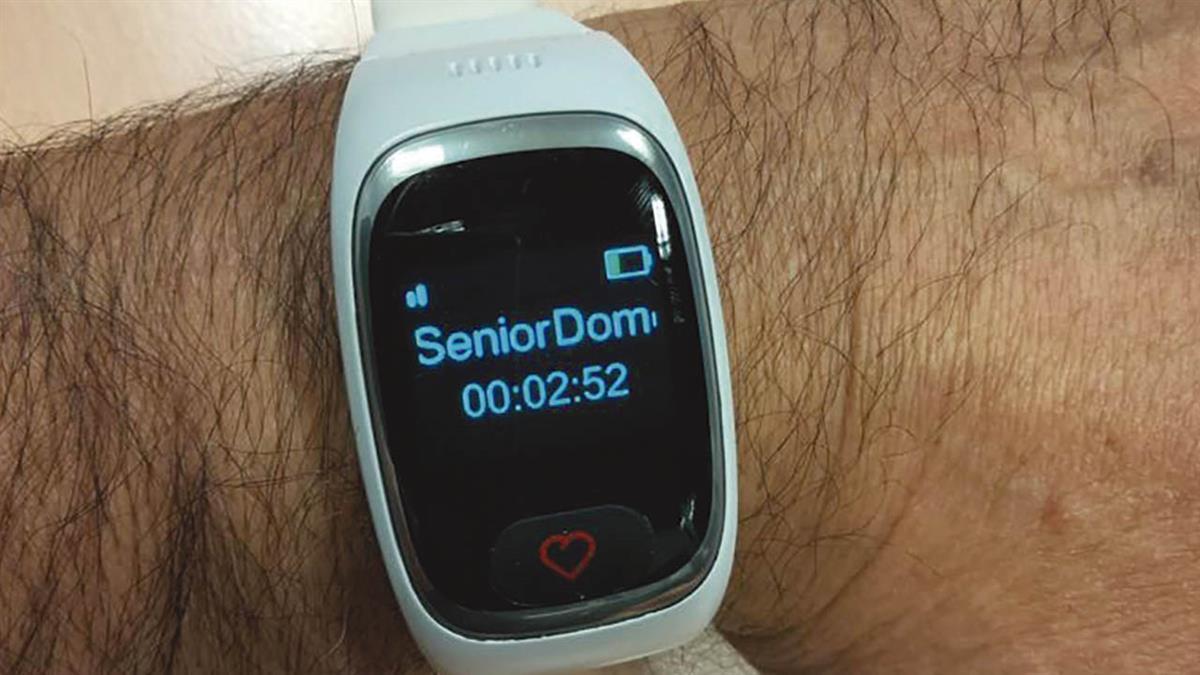 Los dispositivos detectan situaciones de riesgo y están conectados a una centralita 24 horas