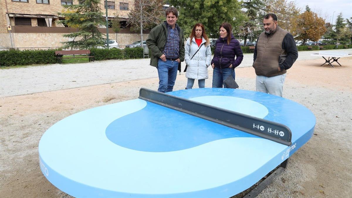 Se han modernizado varias áreas caninas, parques infantiles y parques para adolescentes con aparatos de calistenia 