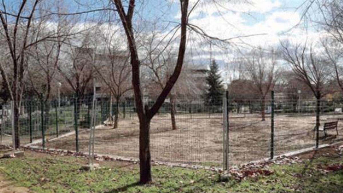 Con la remodelación del área canina del Parque de Galicia, se incorporan, entre otras cosas, elementos deportivos