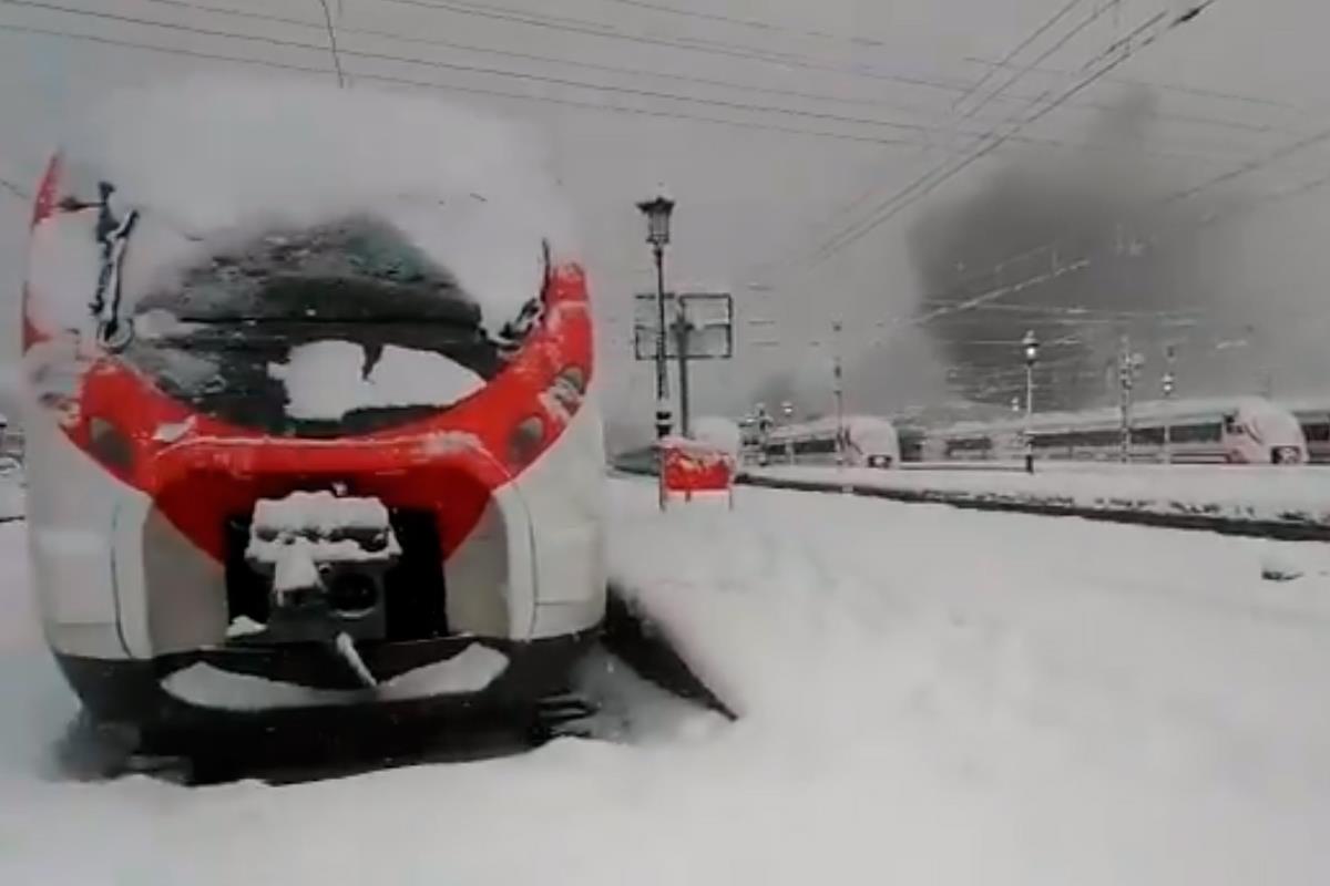 El temporal de nieve y frío Filomena continúa generando incidencias en la red ferroviaria