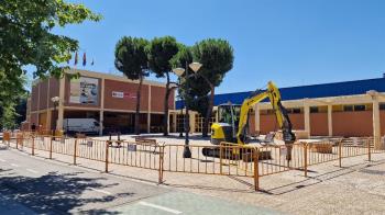 El concejal Miguel A. González subraya que el objetivo es seguir mejorando las calles y las instalaciones deportivas de la ciudad