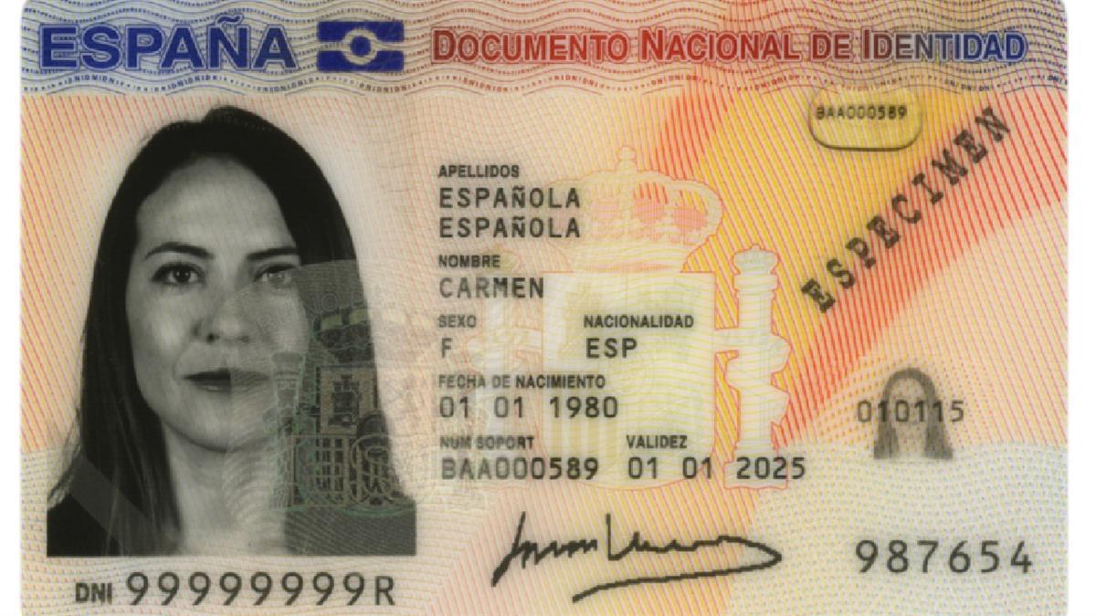 Los vecinos podrán tramitar tanto su Documento Nacional de Identidad como su pasaporte en la plaza de la Constitución