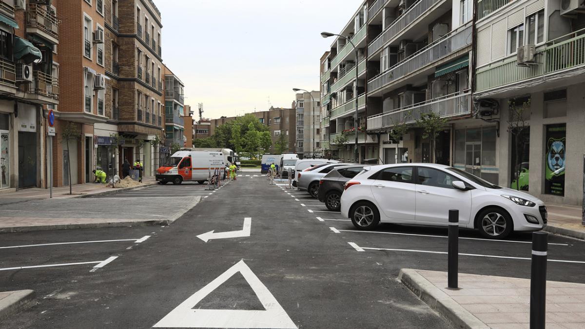 Los peatones contarán con más espacio y con aparcamientos en oblicuo