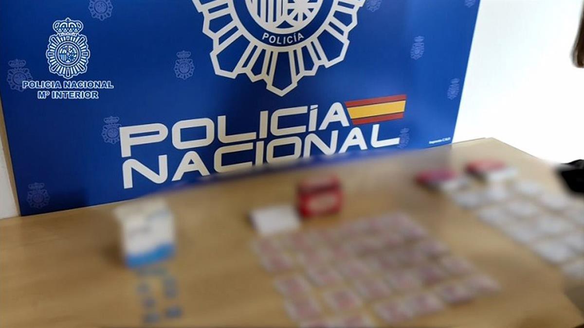 La intervención tuvo lugar en un local de la calle Rafael de Riego