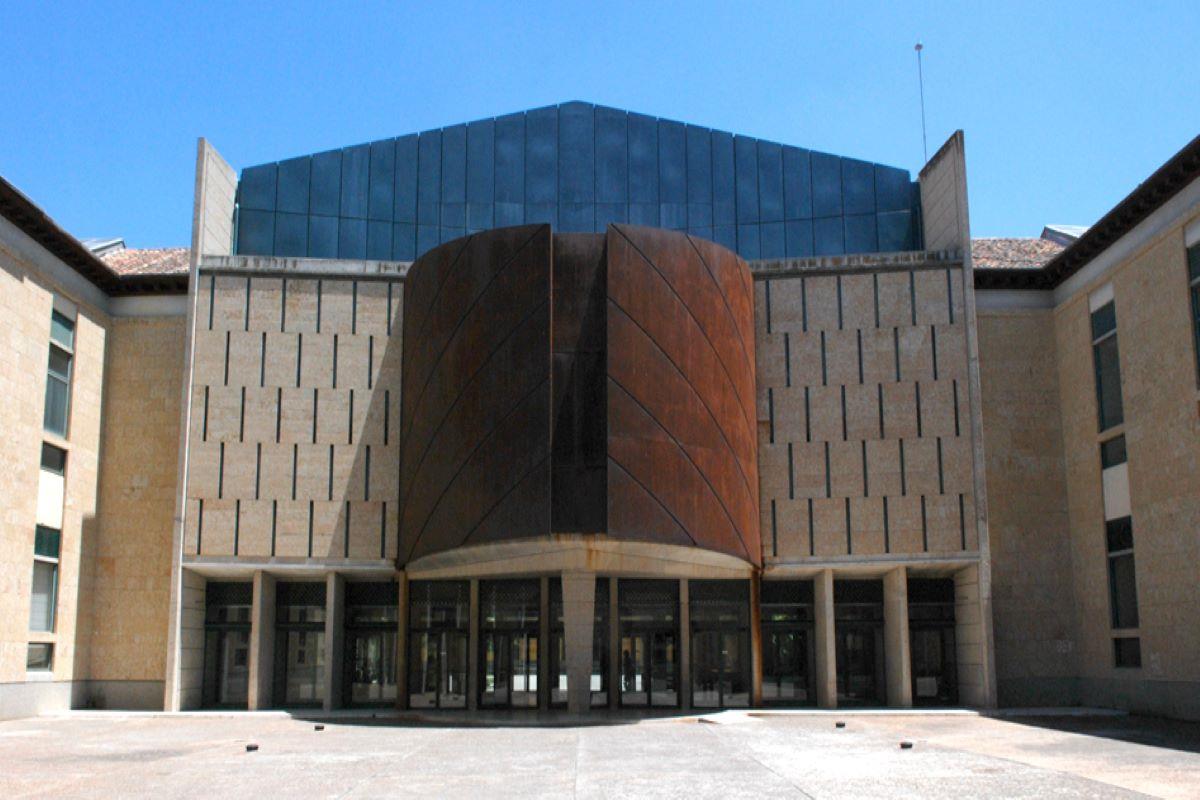 El Ayuntamiento de Aranjuez responde a las críticas del PSOE sobre la exposición fotográfica en este centro cultural