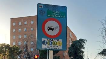 Los vehículos con esta pegatina que no estén empadronados en Madrid tendrán restringida la circulación