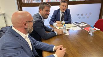 Se trata el proyecto de finalización de la llamada "carretera fantasma"