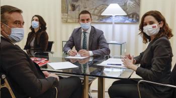 La presidenta recibe al portavoz del PSOE en la Asamblea dentro de su ronda de contactos con los líderes regionales