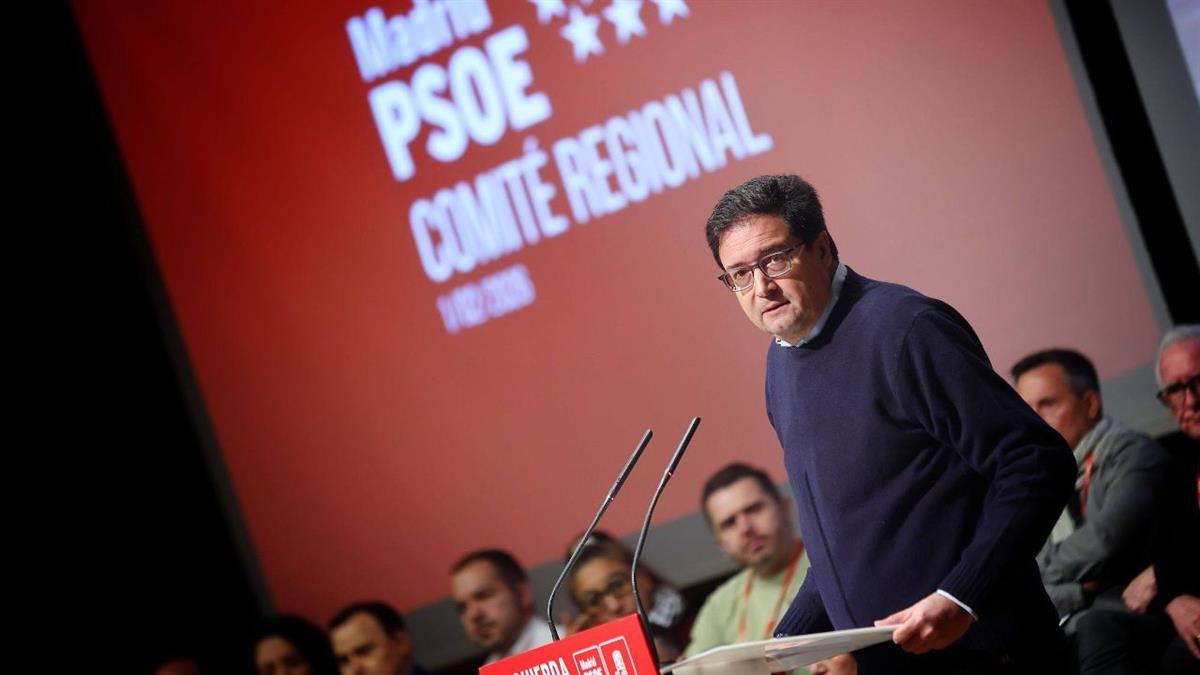 Óscar López se reúne con los portavoces de la Asamblea regional, del Congreso, del Senado y del Parlamento Europeo