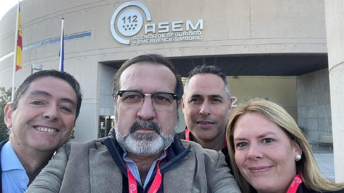 Le acompañaron el Concejal de Seguridad y sus homólogos de Torrejón de Velasco

