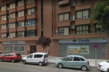 Fuentes cercanas a la policía y vecinos narran para SoydeFuenla cómo un solo agente de la Policía Nacional detuvo al atracador del Condis