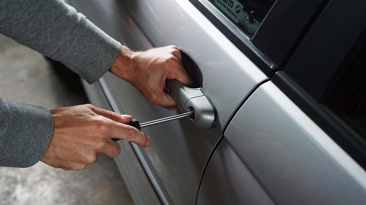 La Policía Nacional detiene a dos varones como presuntos autores del delito