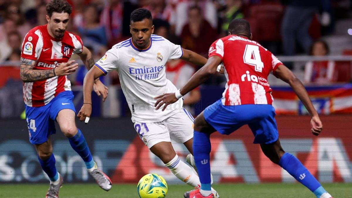 Ambos clubes rompen el pacto de no agresión y contactan a jugadores del rival