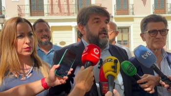 Víctor Acosta acusa a Judith Piquet de romper el acuerdo municipal, pero se queda en el Gobierno "por los alcalaínos"