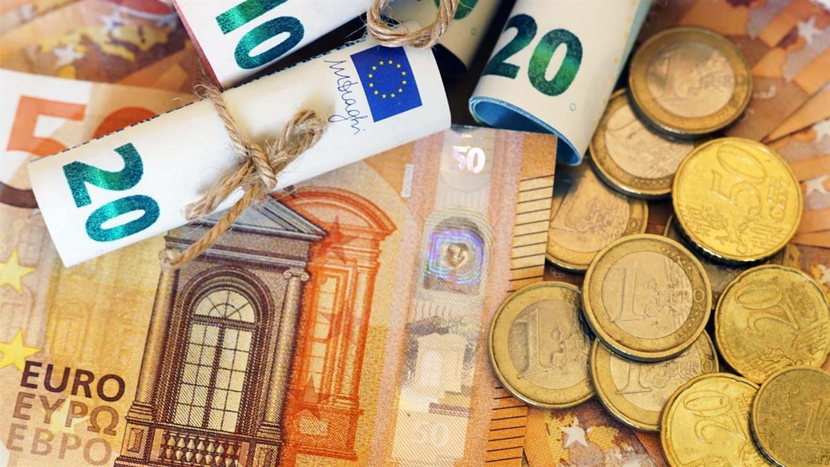 La subida, según Adecco, "está exagerada" porque el salario medio del segundo trimestre de 2020 fue el más bajo de los últimos 14 años