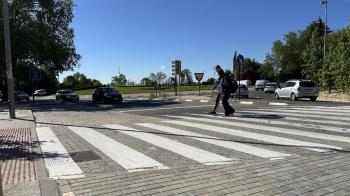 El proyecto tiene por objeto mejorar el tránsito y seguridad para los peatones