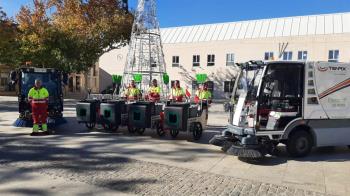 El ayuntamiento entrena dos nuevas barredoras y cuatro carros eléctricos