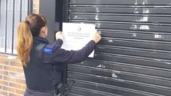 La Guardia Civil clausura un local de apuestas por permitir el consumo de tabaco