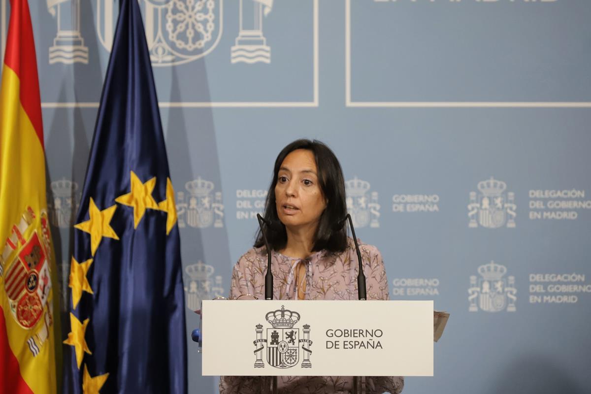 También hay sanción de 800 euros para las seis personas que portaban bengalas y otros objetos peligrosos