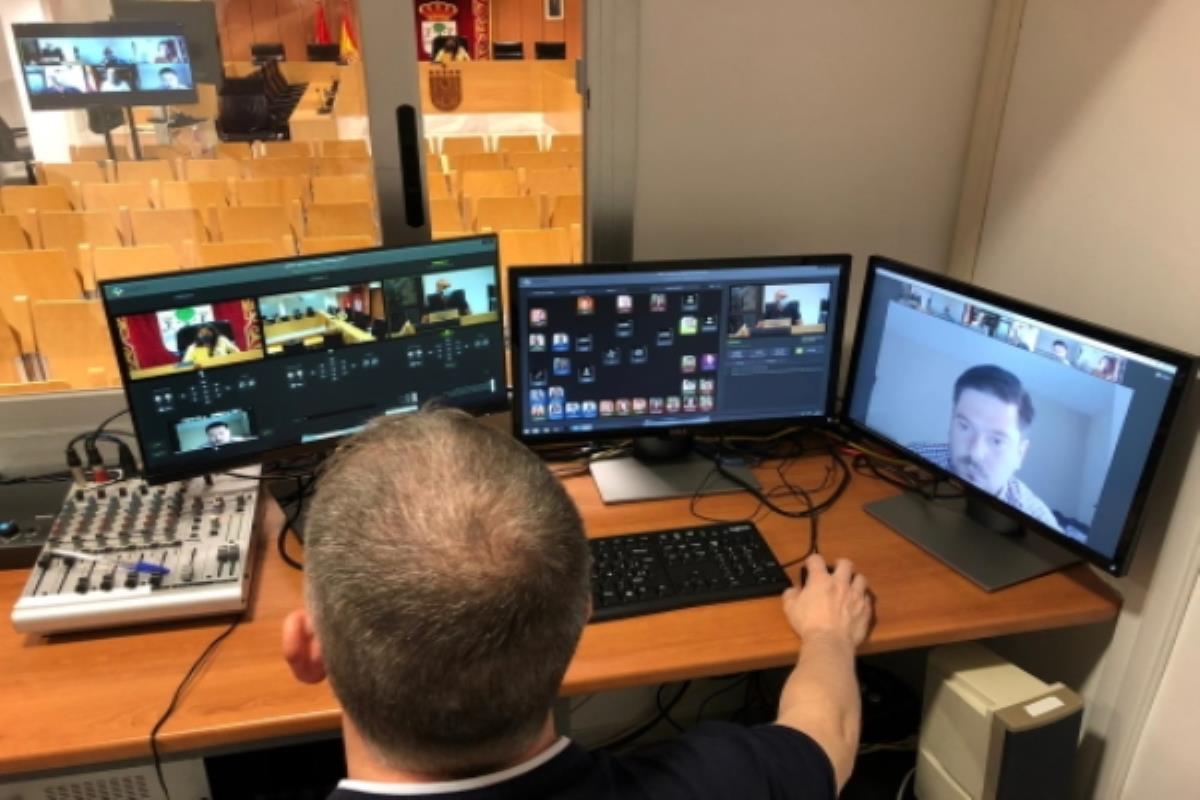 La participación telemática ha obligado al municipio a renovar el servicio