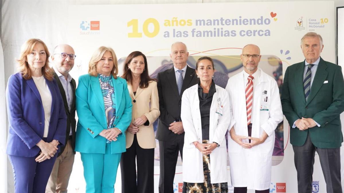 Madrid y la Fundación mantienen un convenio para facilitar el acompañamiento de menores enfermos y la conciliación familiar