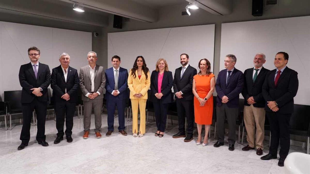 La vicealcaldesa inaugura la XVIII edición del Foro Atlántico