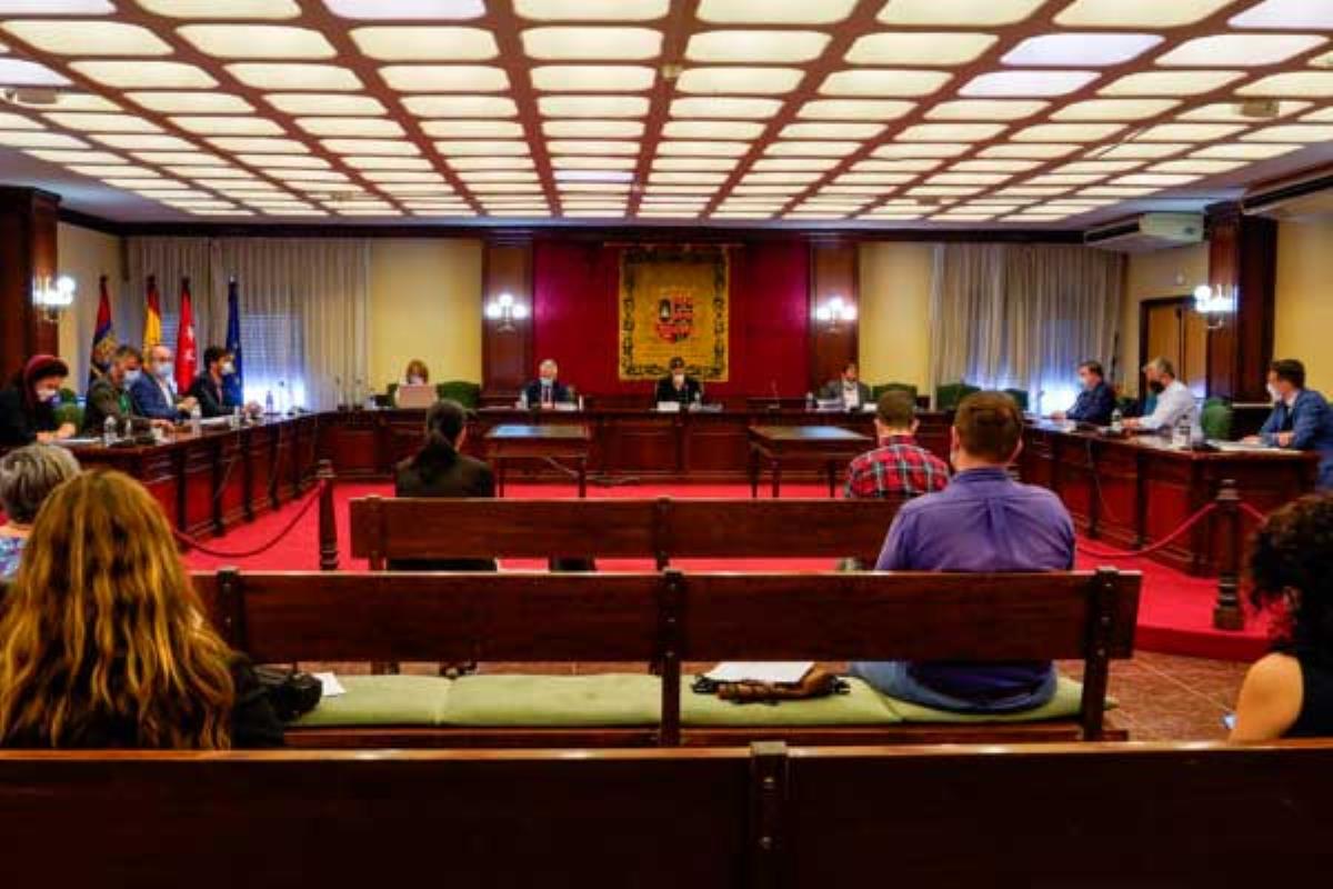 La Corporación reduce un 10% su salario, pero no alcanza el 16% al que se comprometió Posse en octubre 