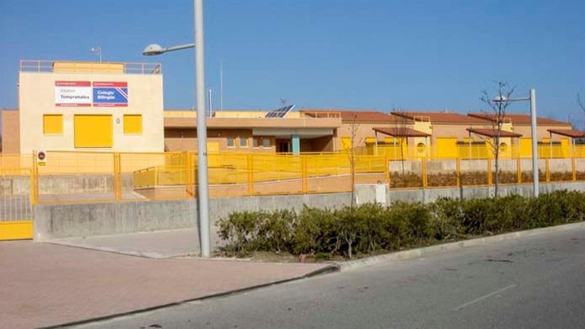 El 30 de noviembre 3 alumnos de 8 años cayeron en una zanja de obra en el CEIP Tempranales 