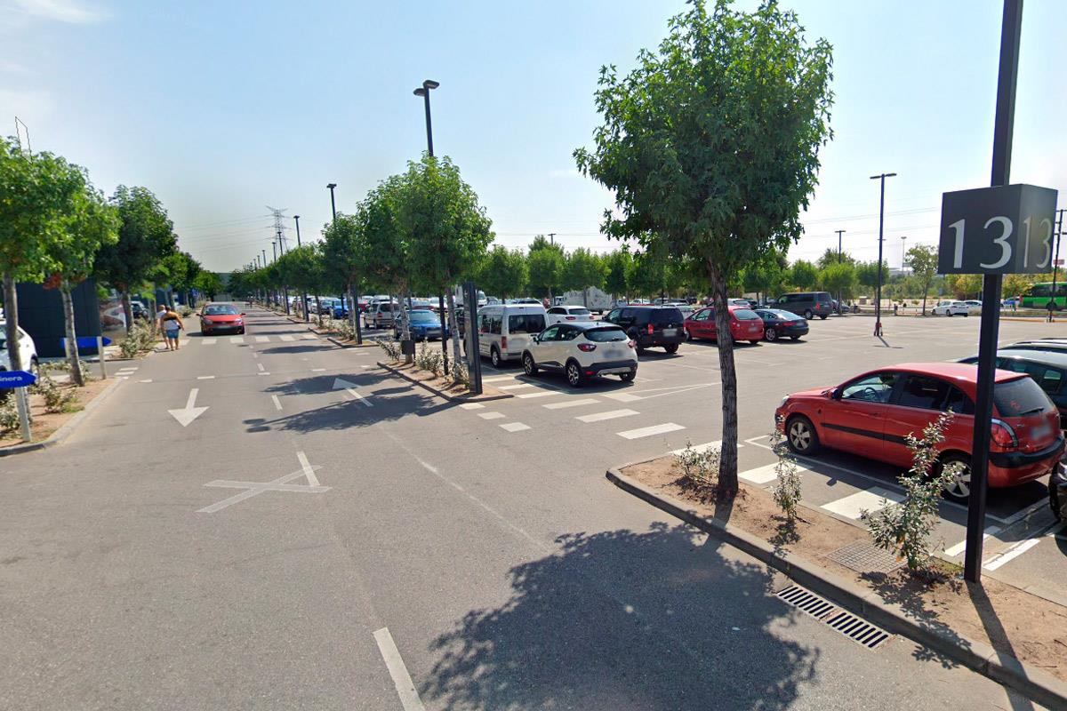 Abordan principalmente a mujeres solas a las salidas de los aparcamientos de los centros comerciales