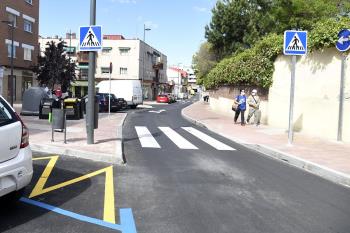 Lee toda la noticia 'Se han mejorado las zonas peatonales y de aparcamiento'