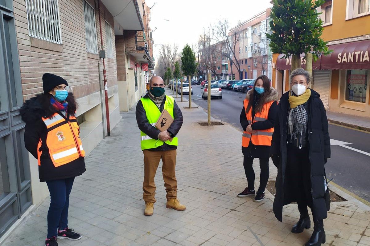 42 árboles se plantarán en la Calle del Foso