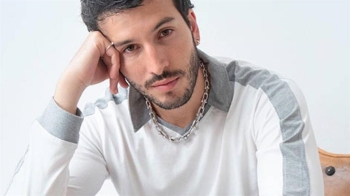 Sebastián Yatra pone ritmo al fin de semana de la Hispanidad con un concierto gratuito