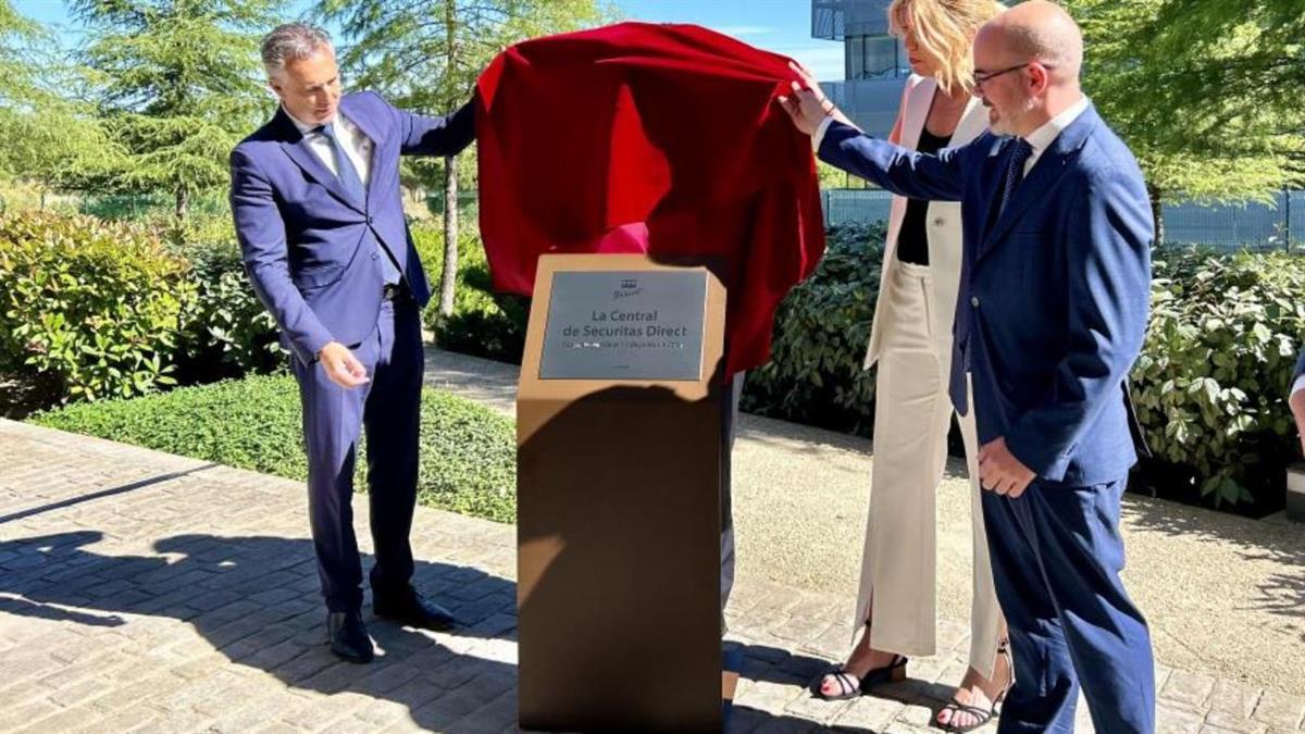 El consejero Novillo ha realizado un recorrido por las instalaciones 