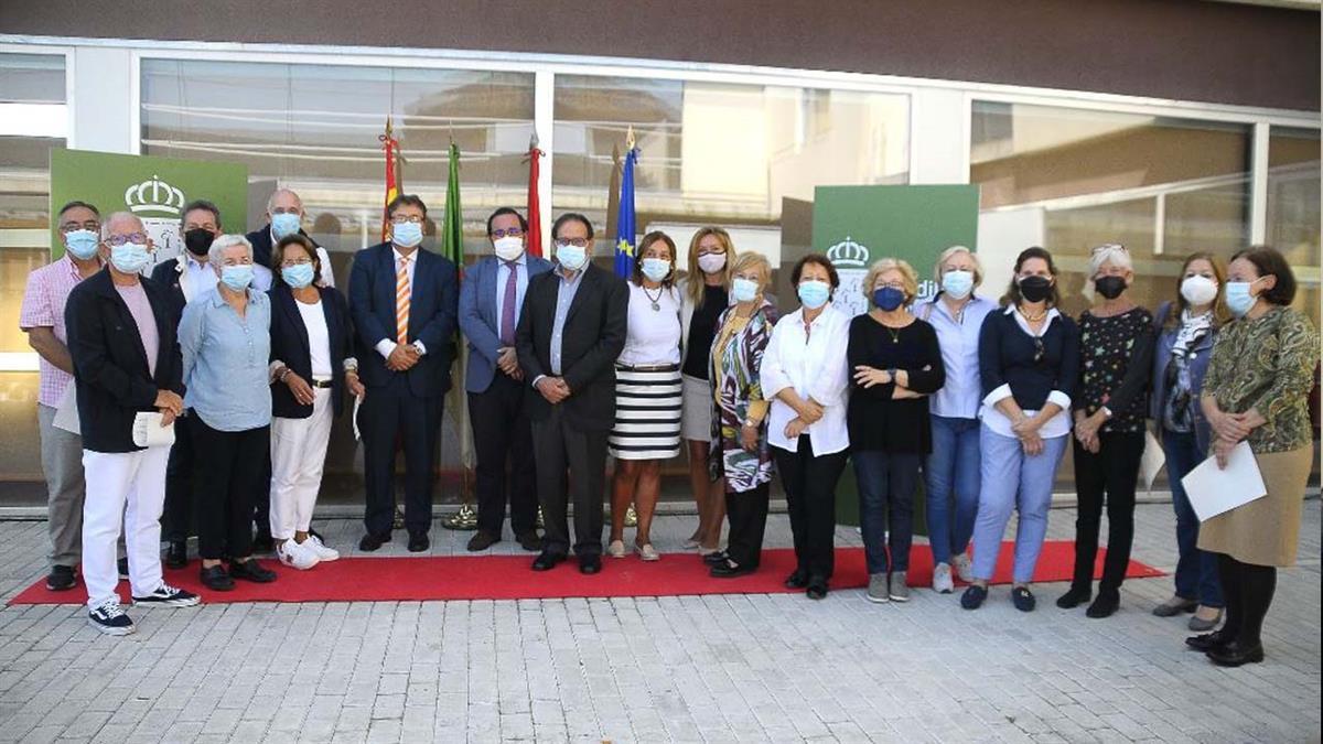 El programa no establece requisitos de conocimientos previos.