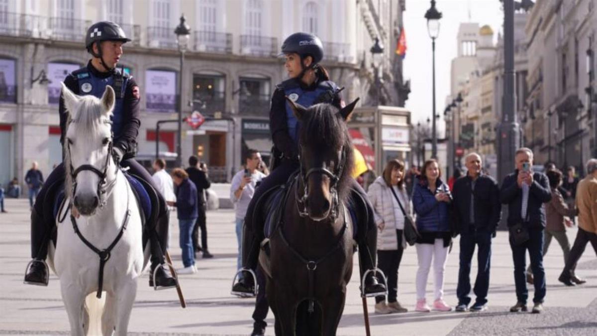 Más de 1.300 policías municipales y más de 250 sanitarios de SAMUR-PC