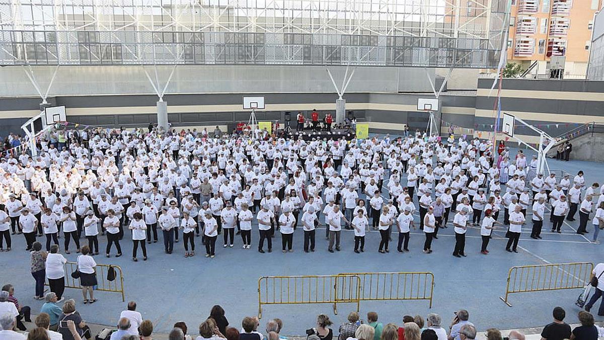 Se realizarán muchas manualidad, actividades físicas, cognitivas y arte 