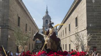La programación incluye procesiones, actos litúrgicos, música y exposiciones