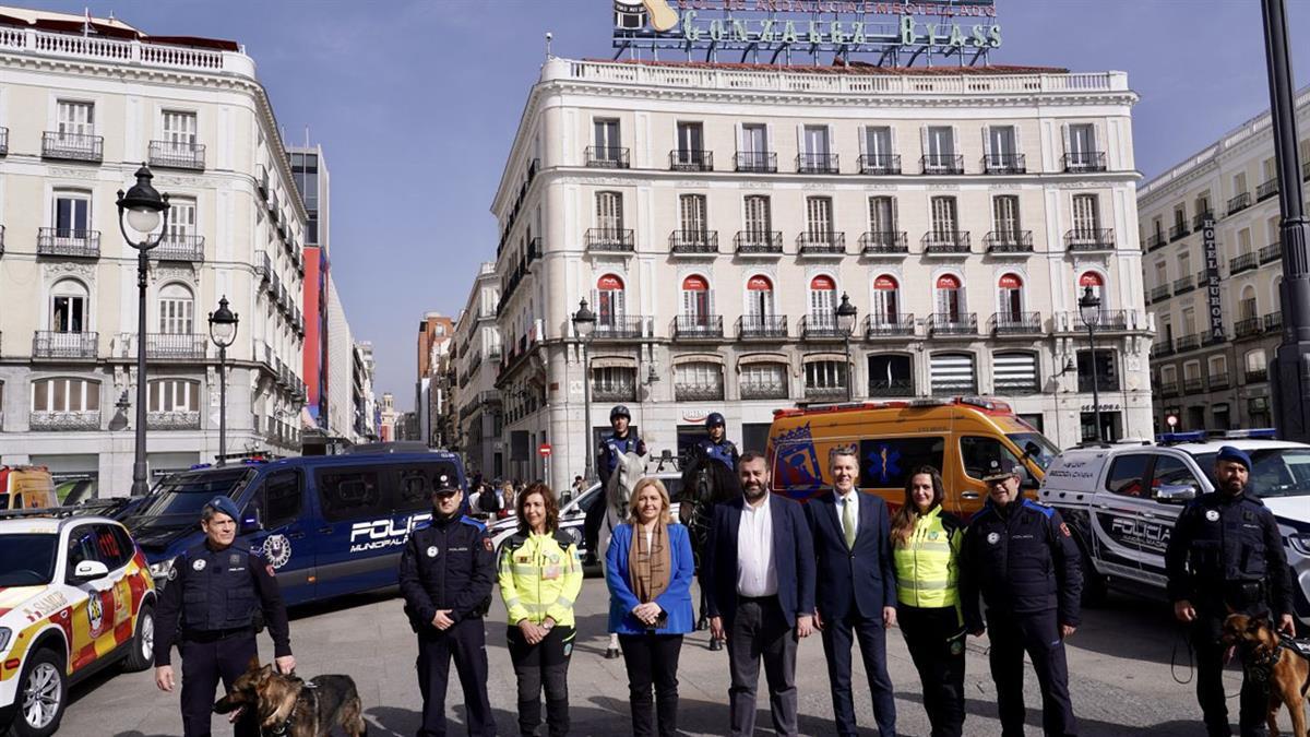 Lo ha presentado hoy la vicealcaldesa y delegada de Seguridad y Emergencias, Inma Sanz, junto al concejal de Centro, Carlos Segura, y efectivos municipales
