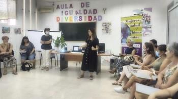 Se abordarán contenidos sobre la inteligencia emocional, el autoconcepto, la autoestima y la confianza corporal