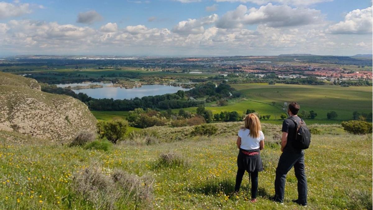 Una ruta lineal de 12,6 km con un mirador natural con vistas al Parque Regional del Sureste.