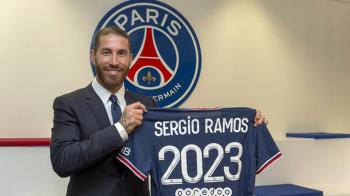 El central es nuevo jugador del París Saint-Germain tras su salida del Real Madrid
