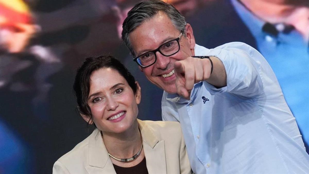 El secretario general del PP de Madrid cuenta que su epílogo tiene que ver con Zapatero