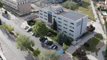 Prestará asistencia y tutelaje en la elaboración de planes de empresa a los emprendedores o empresarios 