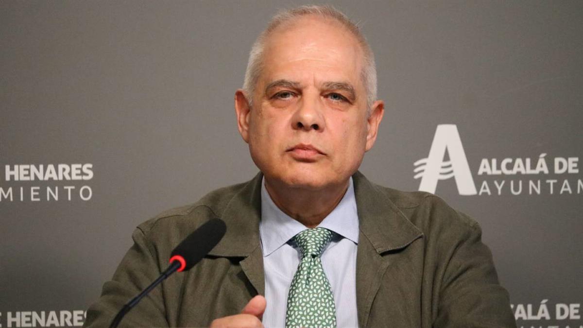 Ha señalado que la moción presentada "no busca defender a los alcalaínos"