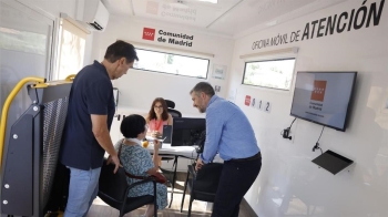 La nueva unidad incorpora psicólogos de Justicia y refuerza la asistencia en los 24 puntos de acogida habilitados en la región, donde permanecen 3.000 personas desplazadas.