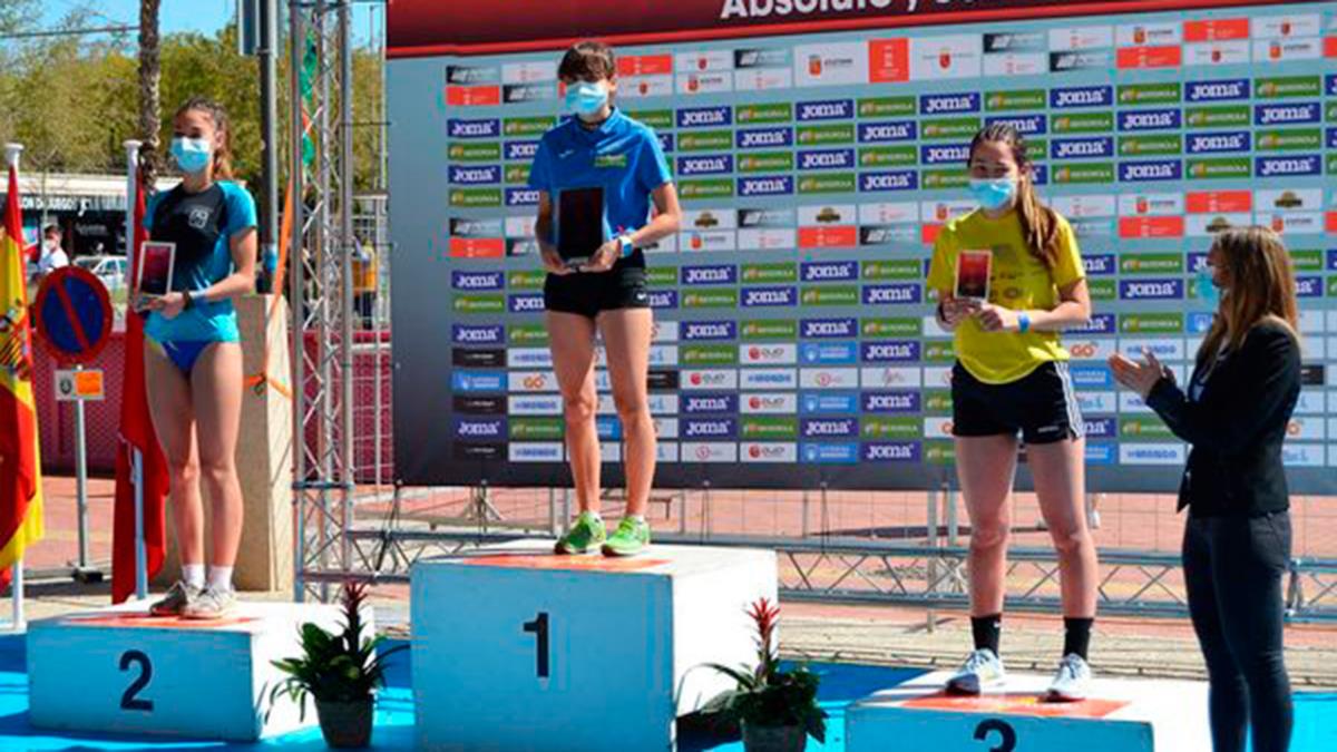 La joven se ha llevado un nuevo oro, esta vez en el Critérium Nacional de Marcha
