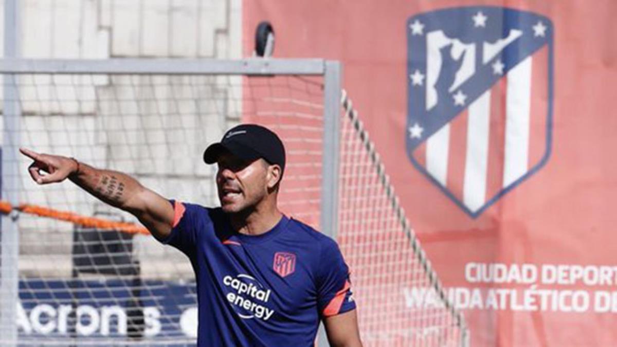 Este año será su undécima temporada al frente del banquillo rojiblanco
