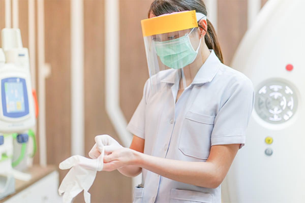 La falta de personal sanitario agrava la situación de nuestra comunidad