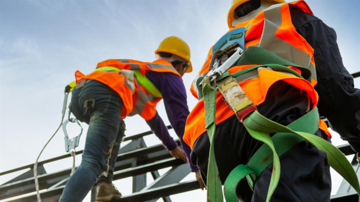 El Instituto Regional de Seguridad y Salud en el Trabajo presenta nuevas cátedras universitarias en prevención de riesgos
